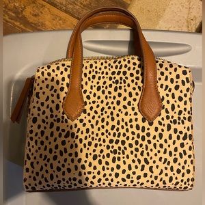 NWT Universal Thread Purse